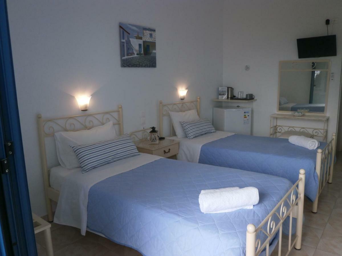 Hotel Flisvos Megalochori  외부 사진